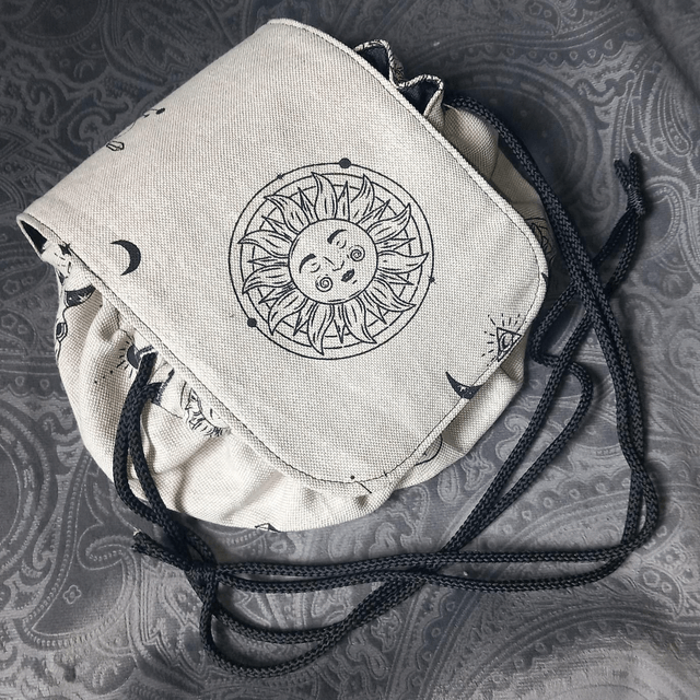 Douce Aura – Trousse de maquillage avec gants démaquillants.
