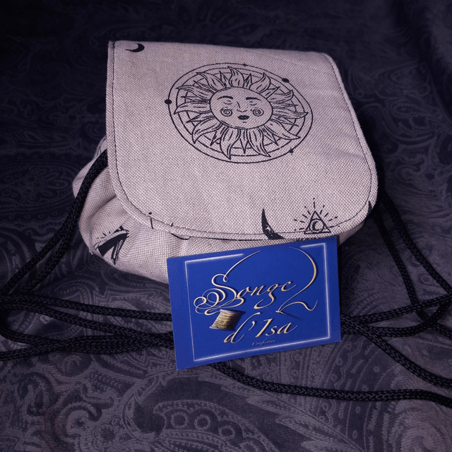 Douce Aura – Trousse de maquillage avec gants démaquillants.